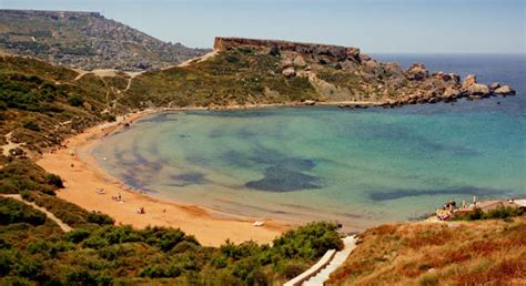 ghajn tuffieha beach.